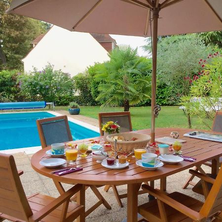 Les Hibiscus Bed and Breakfast Maisons-Laffitte Eksteriør billede