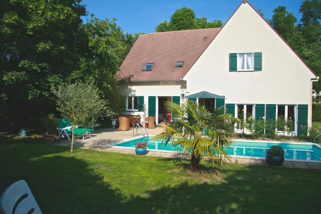 Les Hibiscus Bed and Breakfast Maisons-Laffitte Værelse billede